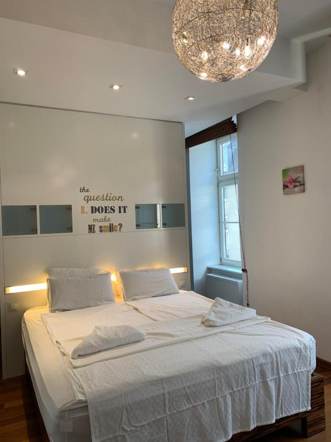 Apartment In The Heart Of Wien Eksteriør billede